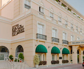 The Colony Hotel  & Casino